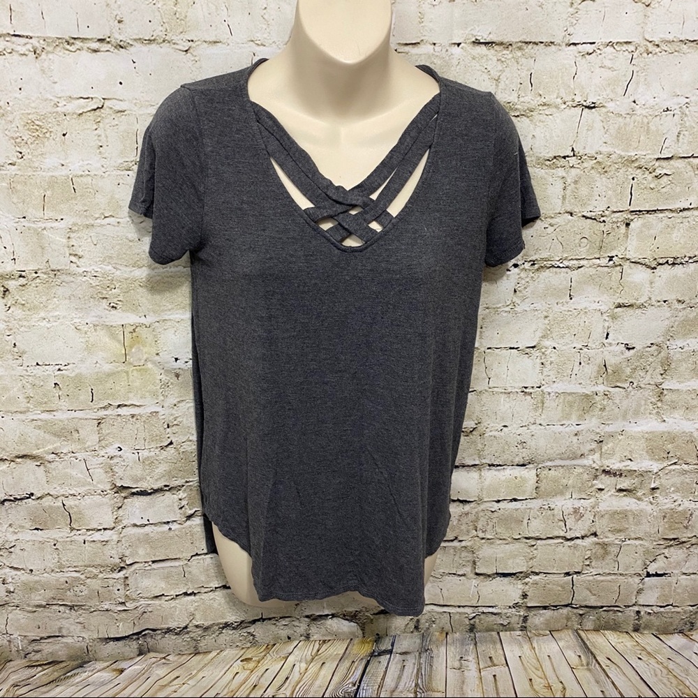 Moa Moa Gray Soft Short Sleeve Curved Hem Top